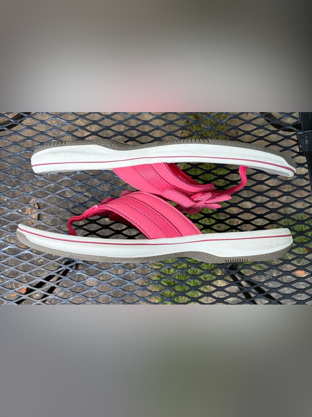 Clarks CloudSteppers Brinkley Flora Pink Sandals Sz 9 Slippers - Picture 10 of 15